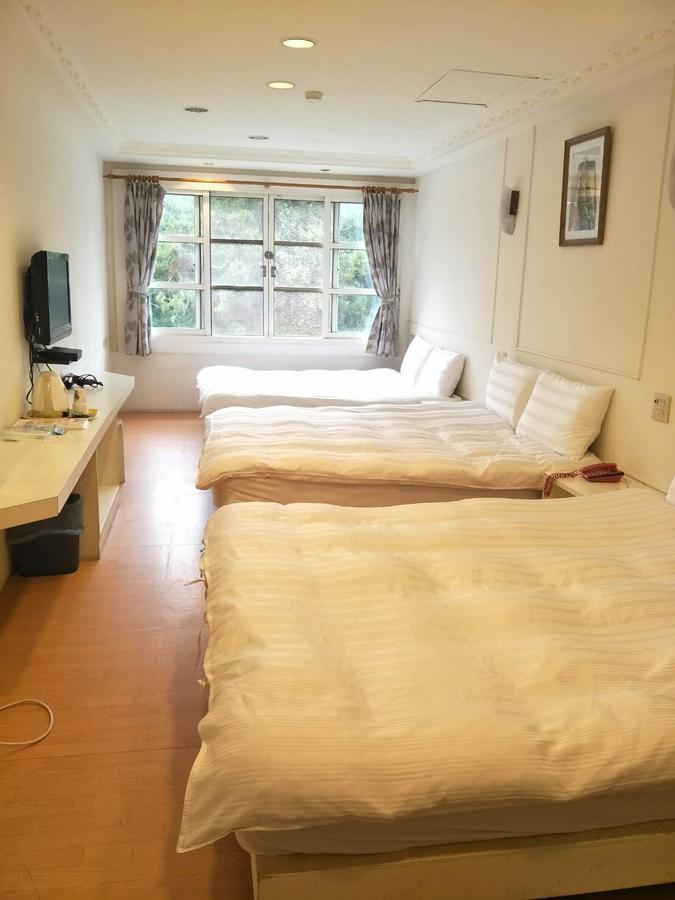 Maria Hotel Csungcseng Kültér fotó